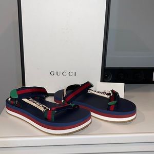 Gucci sandals NEW size 7 men 9 women